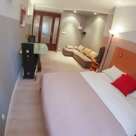 Apartment Remi - Luxury Central